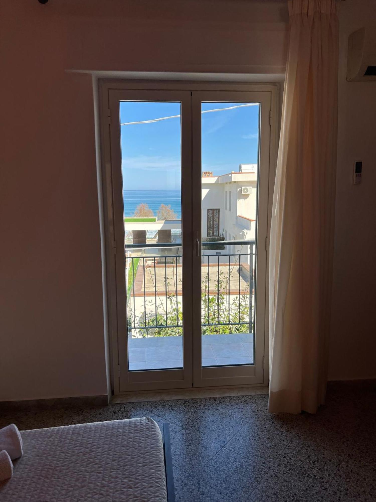 Casa Scirocco Apartamento Cefalù Exterior foto